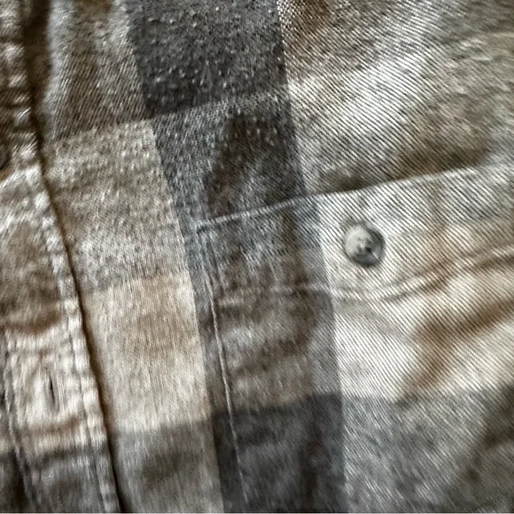 Weatherproof Vintage grey plaid long sleeve flannel button down shirt - Picture 5 of 14